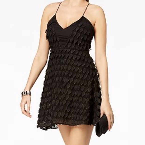foxiedox Dresses & Skirts - Appliqué Criss Cross Back Dress